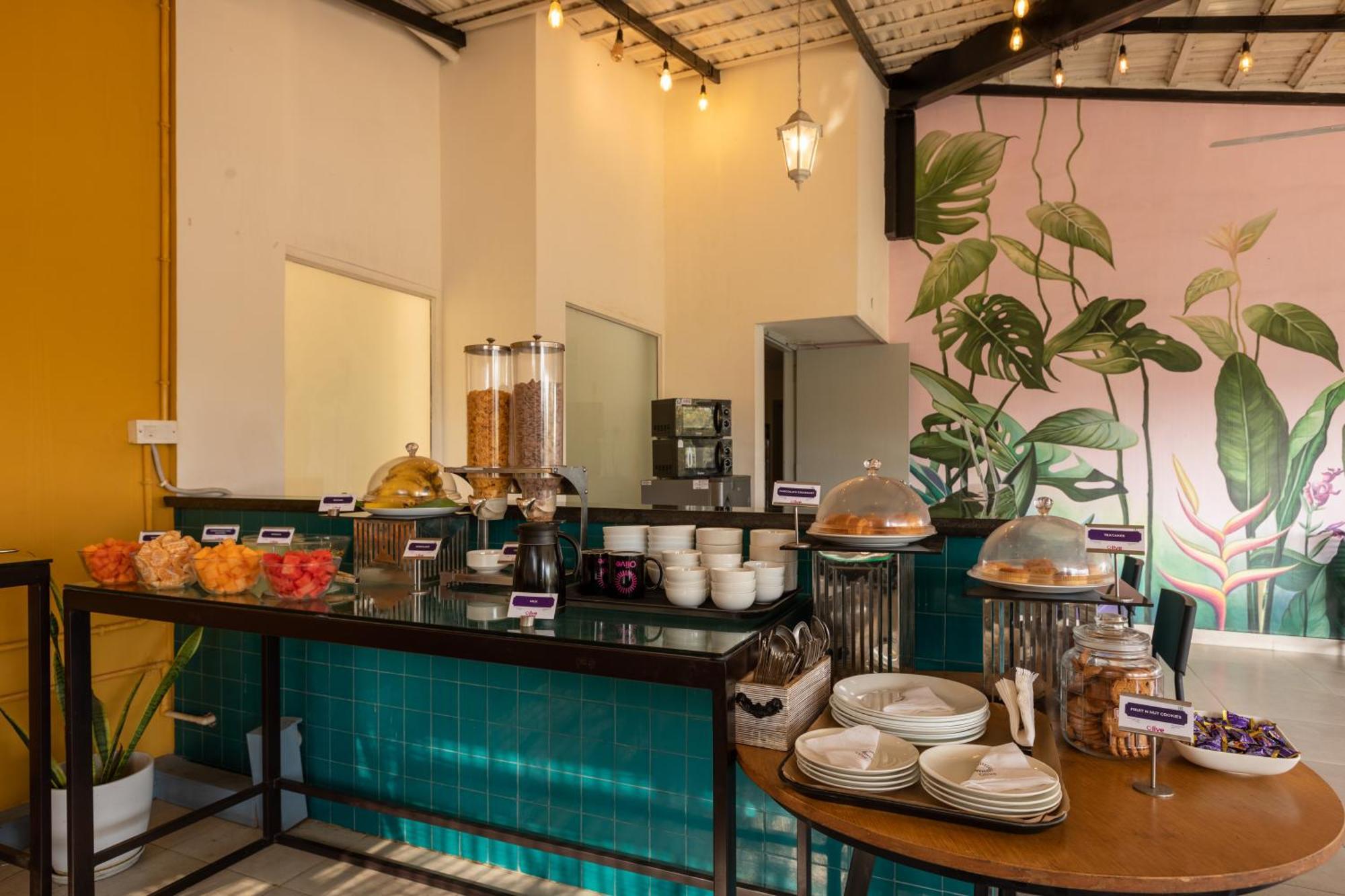 Olive Hotel Indiranagar 100Ft Road By Embassy Group Бангалор Екстериор снимка
